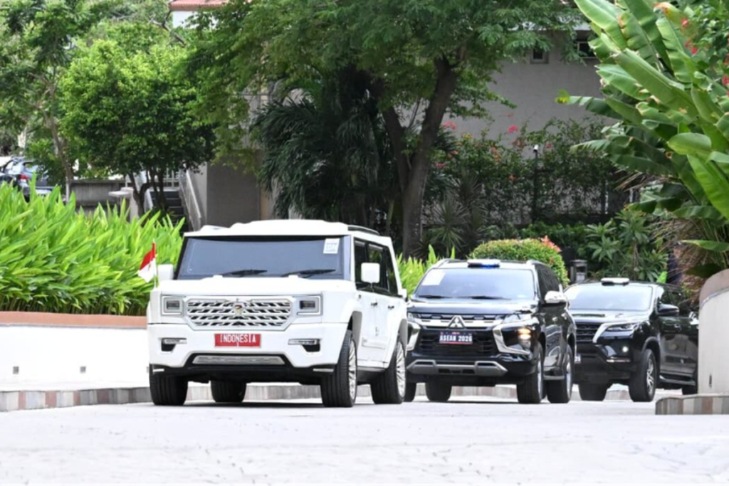 Ternyata Maung Garuda Prabowo di ASEAN Cebu Cuma Rp1 M, Rival Pakai Rp8 M
